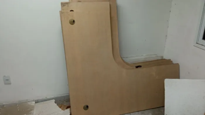 Mesa em L para escritorio