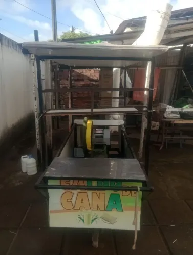 Vendo Carrinho de Caldo de Cana Profissional Pronto para Trabalhar