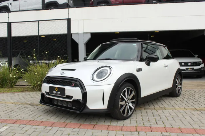 Mini Cooper 2.0 16V Twinpower Gasolina S 2P Steptronic 2024