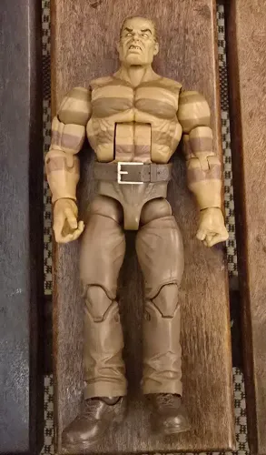 Hasbro Marvel Legends The Raft - Homem Areia Sandman