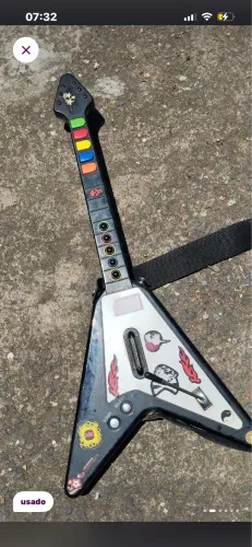 Guitarra Guitarra hero com congele