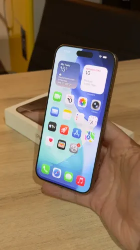 iPhone 16 Pro Max 256GB Desert Titanium - Saúde da bateria 95%! Loja física! Com 90 dias