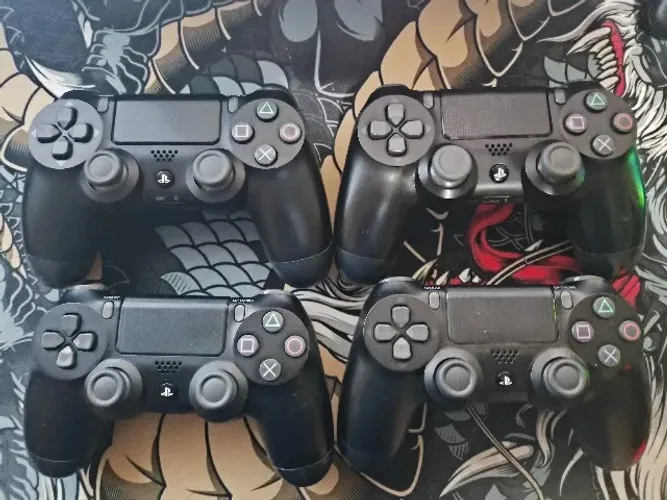 Controles de PlayStation 4 Originais
