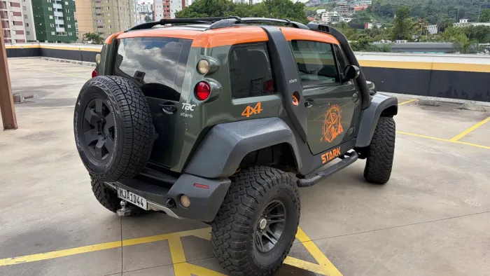 TAC Stark 2.3 4WD 127cv TDI Diesel 3P 2010