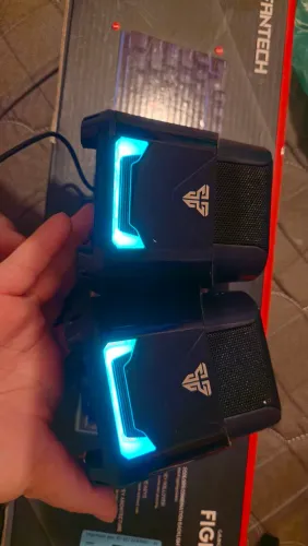 Caixa de Som Fantech Gamer Estéreo GS205