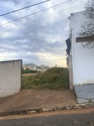 Lote plano 360 metros financiado