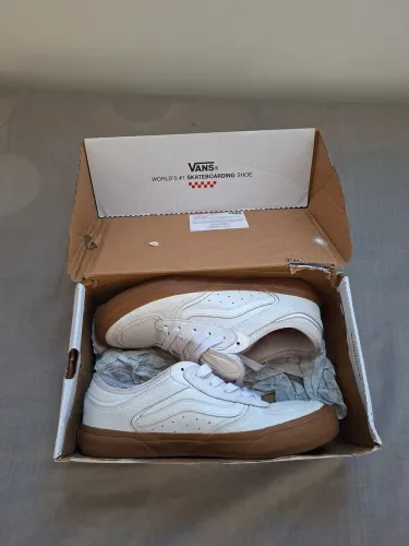 Tênis Vans Rowley 66