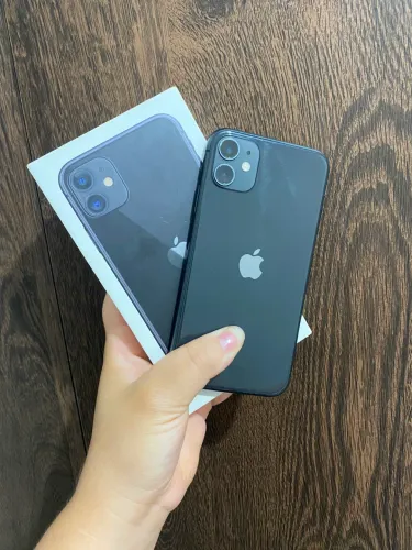 iPhone 11