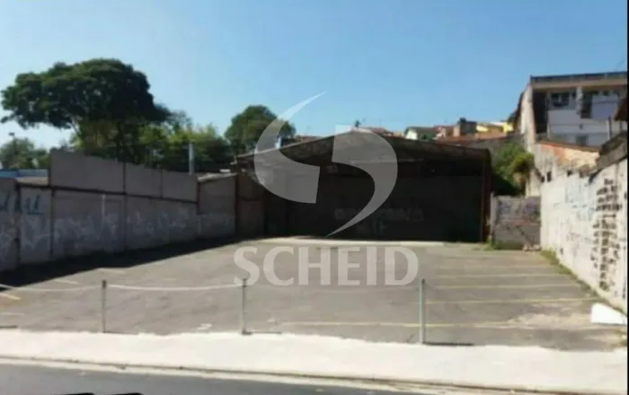 OTIMO TERRENO COMERCIAL COM GRANDE FLUXO DE PESSOAS E CONDUÇAO NA PORTA EM FRENTE AO RAGAZ