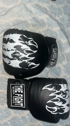 Luvas de Boxe / Muay Thai The Fight Black Tiger 12oz