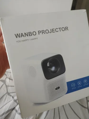 Projetor Wanbo T4 Novo | Foco Automático | Wi-Fi | Bluetooth | Ideal para ver a Copa