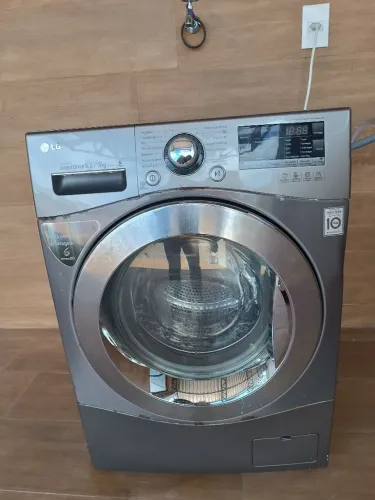 Máquina de Lavar e Secar