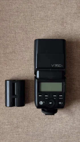 Flash Godox V350 para câmera Sony