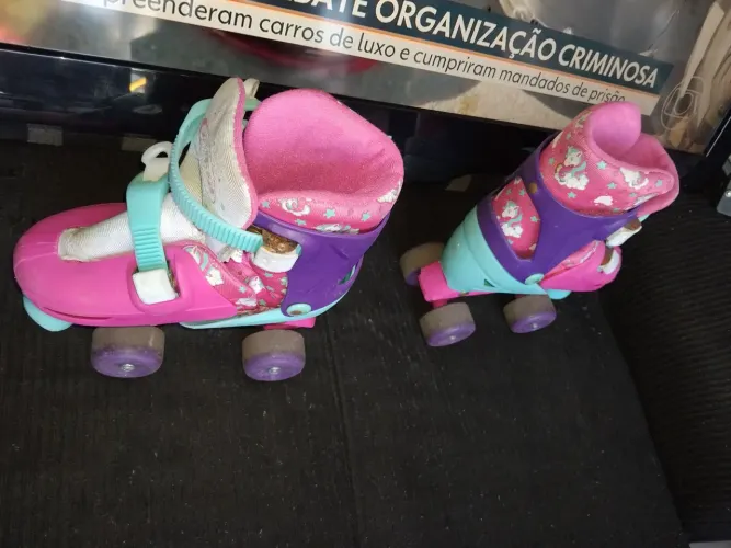 Patins 4 rodas regulavel n 31 a 34.