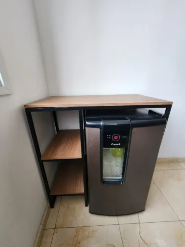 Aparador de Cervejeira - Estilo industrial