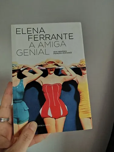 Livro A amiga genial Elena Ferrante