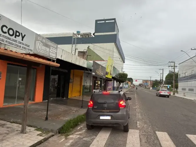 Loco ponto comercial na TV conego leitão n° 2180 ,bairro centro em Castanhal Pará