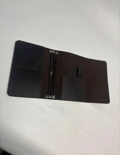 Capa de Couro para Journal A6 - Nova e Personalizada