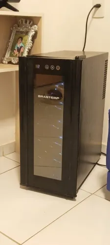 Adega de vinho climatizada