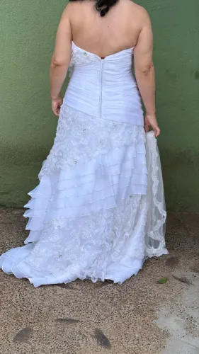 Vestido de noiva semi novo