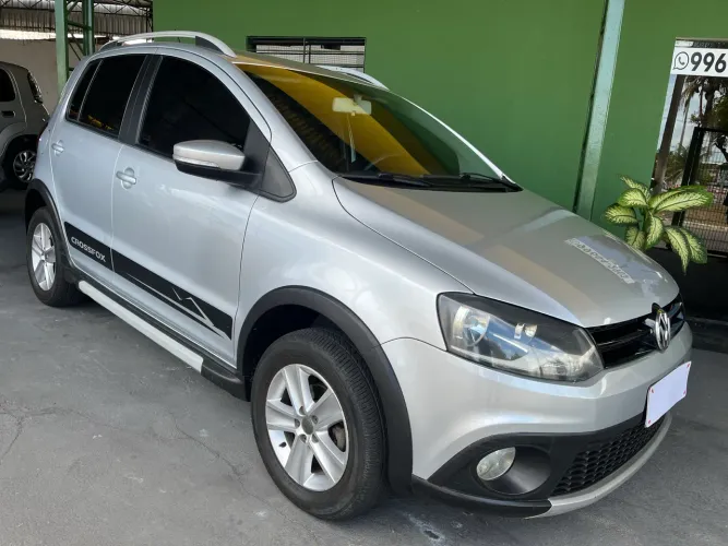 Volkswagen Crossfox 1.6 MI Total Flex 8V 5P 2011