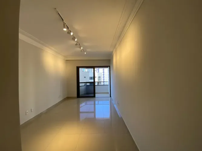 Se você procura conforto, praticidade e uma excelente localização, este apartamento é a es