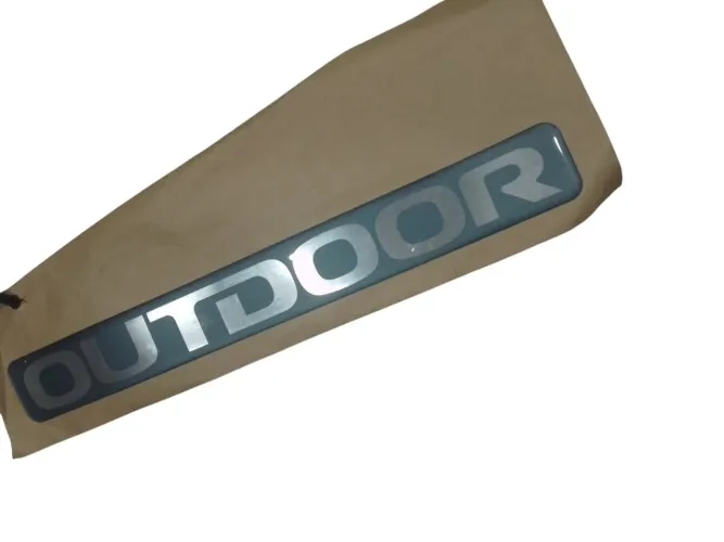 Emblema Adesivo Resinado Outdoor Mitsubishi L200 Triton Cinza