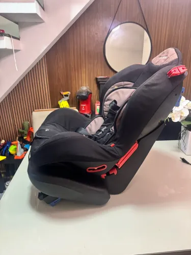 Cadeirinha infantil para carro
