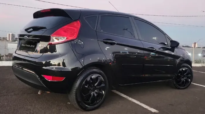 Ford Fiesta 1.5 16V Flex Mec. 5P 2016