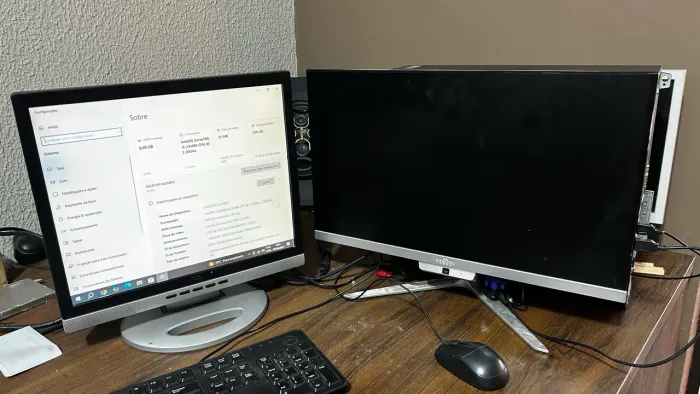 All in One COREi5 2.3ghz 8GB RAM SSD 240GB