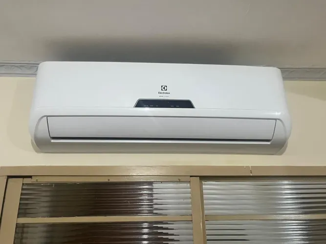 ar condionado split ELECTROLUX inverter. 22000 btus