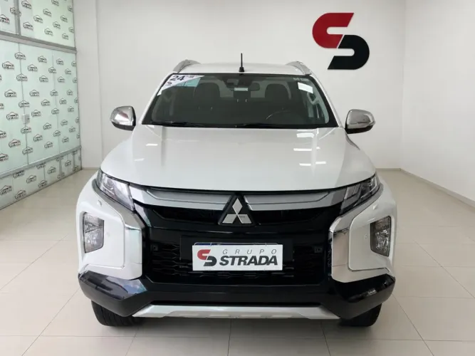 Mitsubishi L200 Triton Sport HPE-S 2.4 CD Dies. AUT 2024