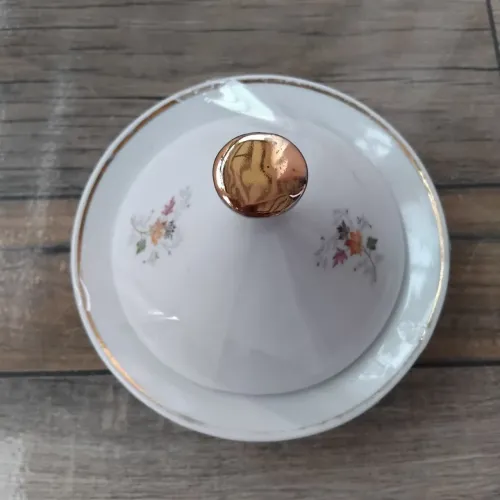 Mantegueira porcelana pozzani antiga