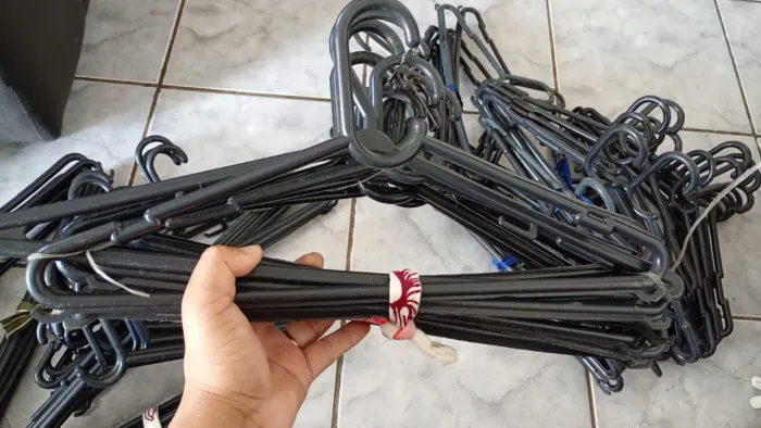 Cabides de roupas Adulto e infantil para loja ou casa