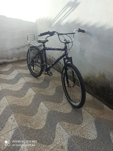 Vende-se bicicleta pra vender ligeiro