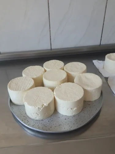 QUEIJO MINAS 500 A 600G