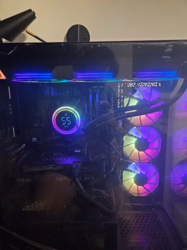 Gabinete Corsair 3500X ARGB + Water Cooler Rise Mode Aura Black 360mm