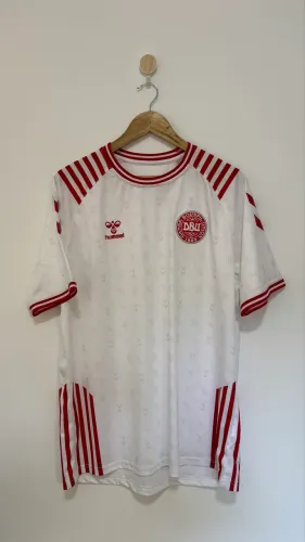 Camisa Seleção da Dinamarca 2022 (edição especial)