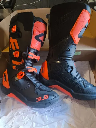 Vendo Bota Leatt 3.5
