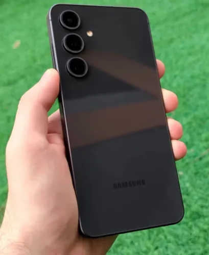 GALAXY S24 FE novíssimo sem marcas de uso , possui nota, caixa e carregador original