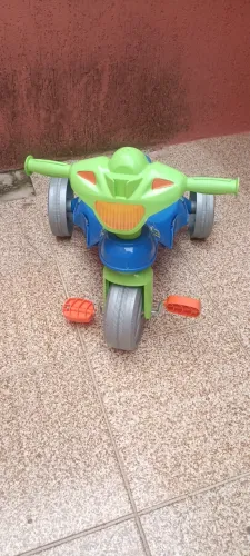 Motoca infantil bandeirantes 