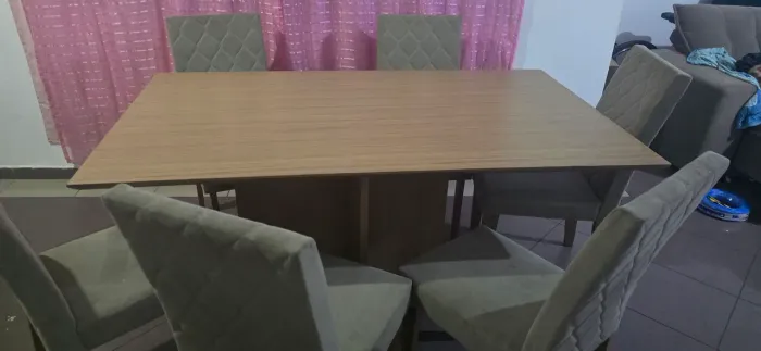 Mesa de 6 cadeiras