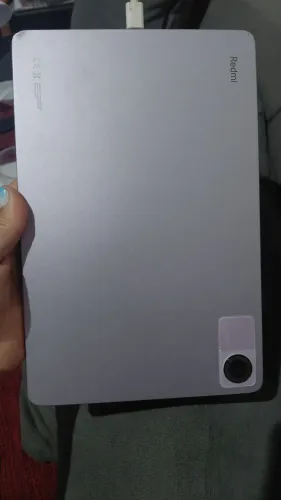 Tablet redmi pad SE em ótimo estado 128gb 4gb de ram + 4 expansível= 8gb de RAM