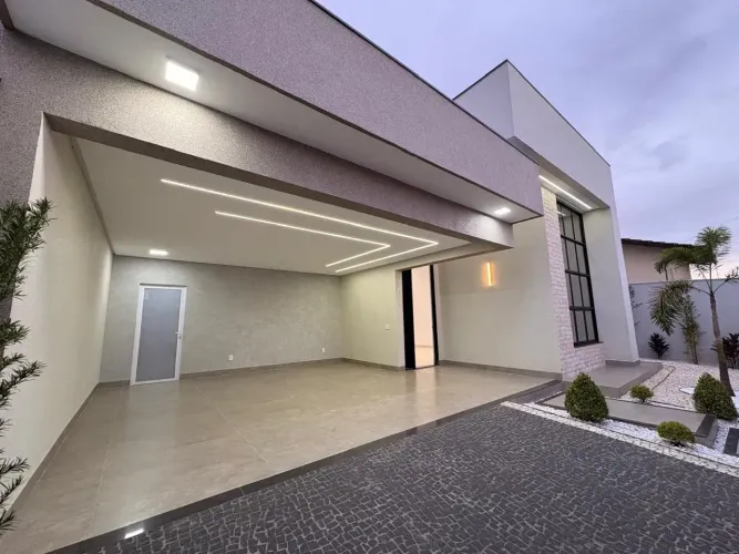 BELÍSSIMA Casa Alto Padrão no Anápolis City