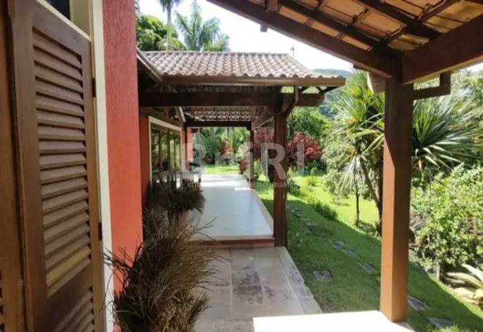 Sítio à Venda no Sana. 45.749m² às Margens do Rio Macaé, 3 Suítes, Energia Solar e Fibra Ó