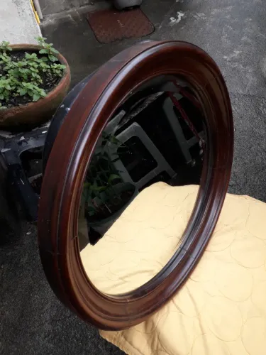 Antigo, Anos 60, Espelho Redondo 48cm, Moldura em Madeira Jacarandá Maciça em ótimo estado