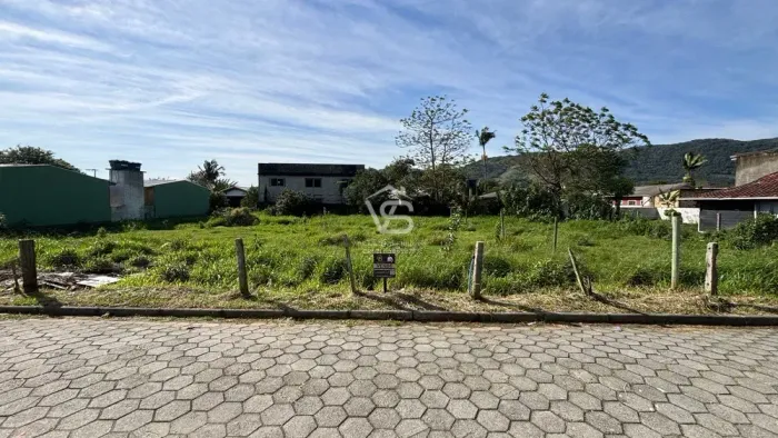 LOTE 360 M² À VENDA EM AREIAS PAULO LOPES/SC | R$ 175 MIL