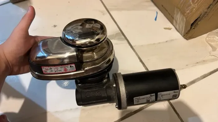 Guincho Para Ancora De Barco 800 Watts 12v Quick Marine