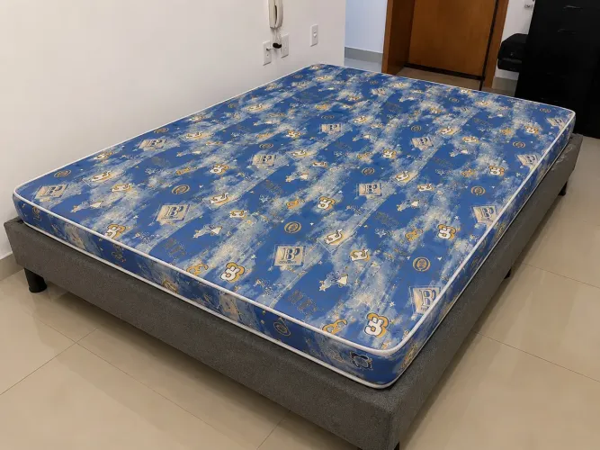 Colchão de casal espuma D20