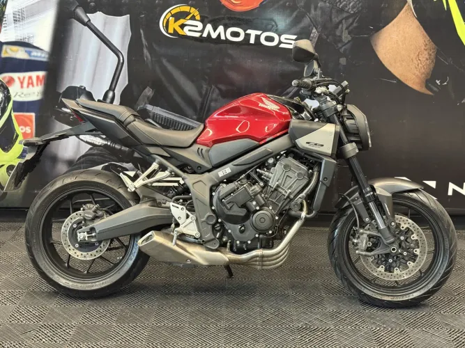HONDA CB 650R E-Clutch